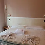 Hotel Hotel Mon Reve 3*