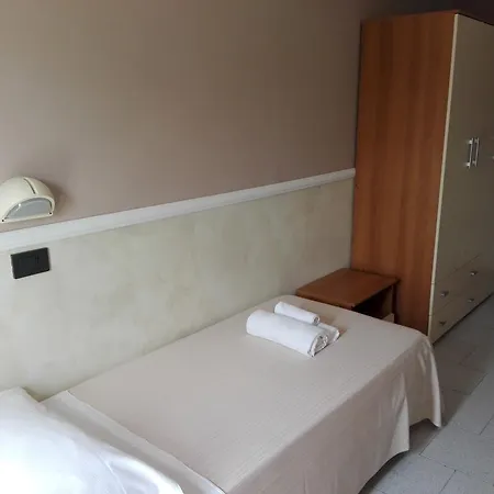 ホテル Hotel Mon Reve 3*