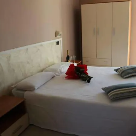 Hotel Mon Reve ホテル