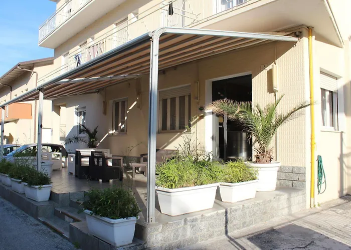 Hotel Mon Reve Otel 3*