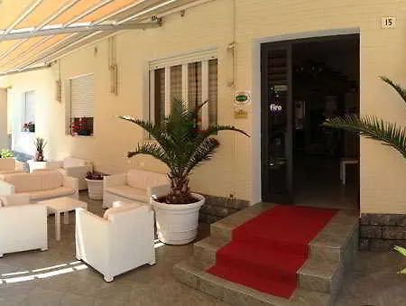 Hotel Mon Reve Hotell