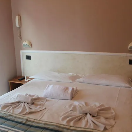 호텔 Hotel Mon Reve 3*