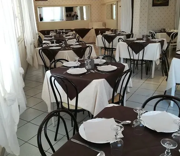 Hotel Mon Reve 3* Rimini