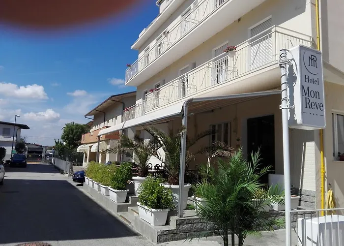 ホテル Hotel Mon Reve