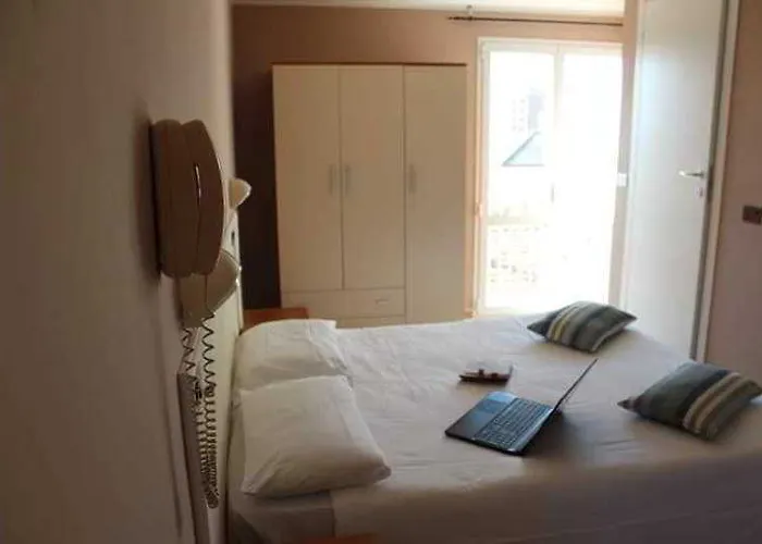 ホテル Hotel Mon Reve 3*