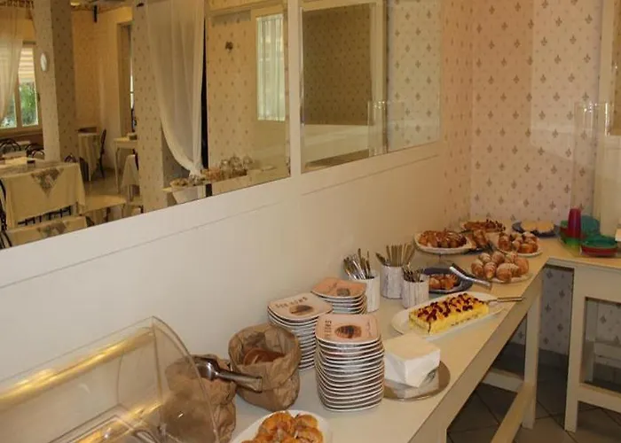 Hotel Mon Reve 3* Rimini