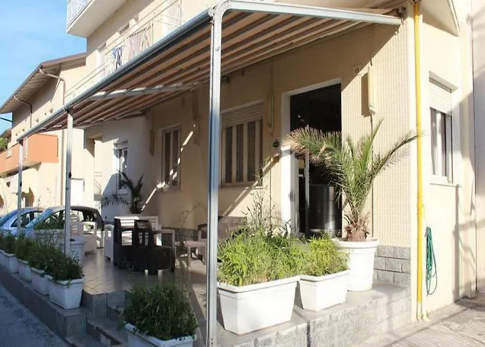 Hotel Mon Reve מלון