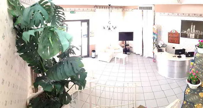 Hotel Mon Reve מלון